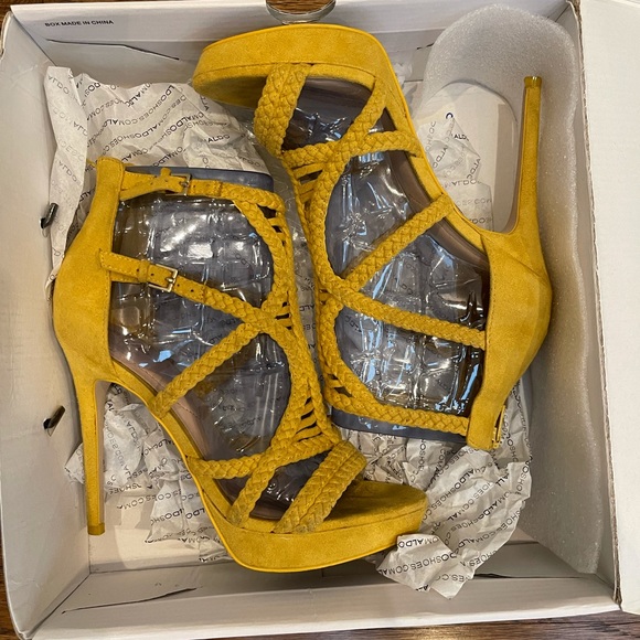 Aldo Porella High Heel Sandal (8.5) - Picture 5 of 9